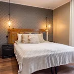 Гостевой дом Alice Backyard - Apartments, & Exclusive Cave Saunas Пярну