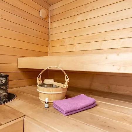 Alice Backyard - Apartments, & Exclusive Cave Saunas 4*