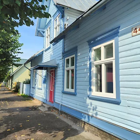 Alice Backyard - Apartments, & Exclusive Cave Saunas Гостевой дом 4*