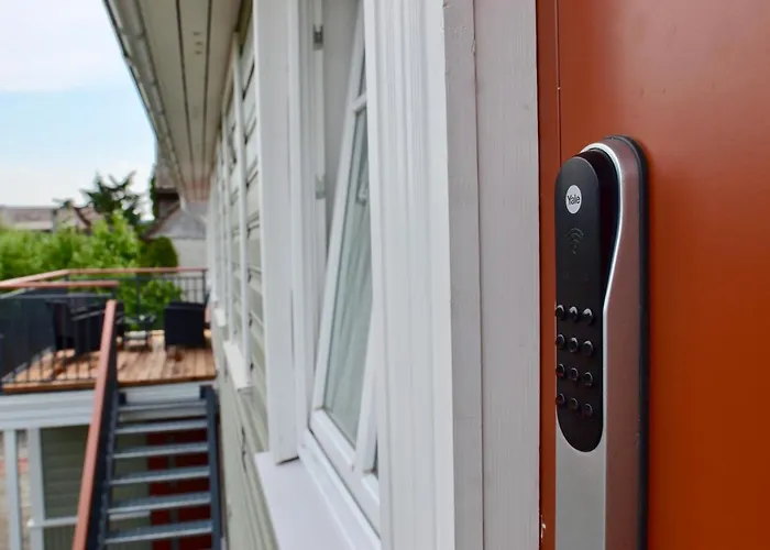 Гостьовий будинок Alice Backyard - Apartments, & Exclusive Cave Saunas 4*