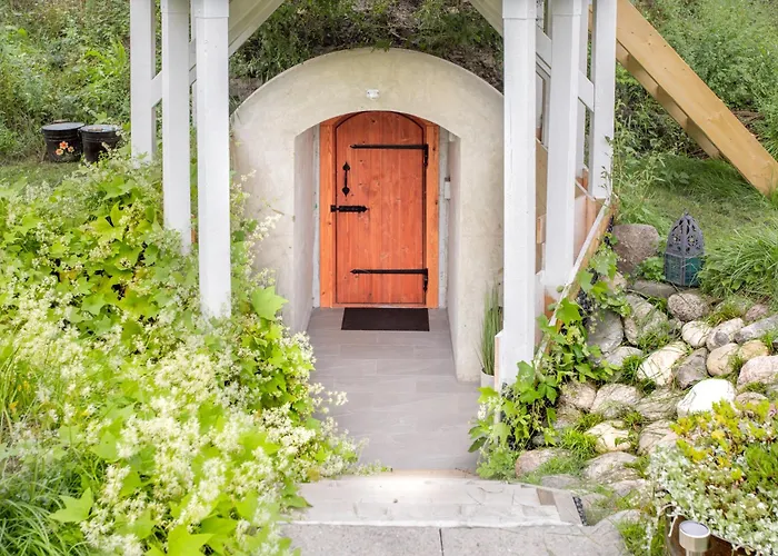 Alice Backyard - Apartments, & Exclusive Cave Saunas Пярну