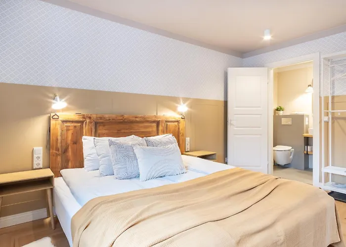 Alice Backyard - Apartments, & Exclusive Cave Saunas