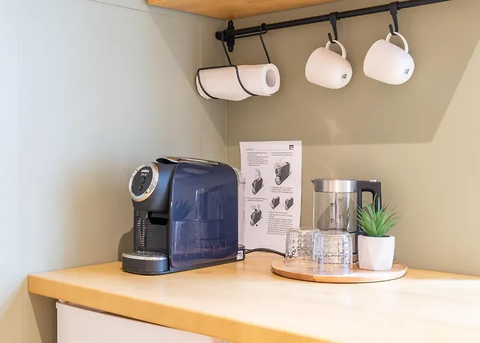 Maison d'hôtes Alice Backyard - Apartments, & Exclusive Cave Saunas 4*